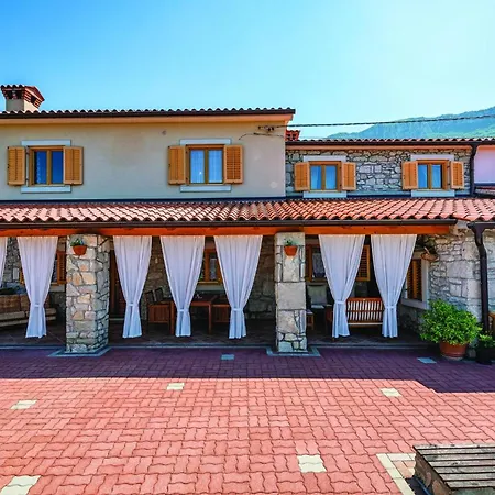 Holiday home Lovely In With Wifi Kozljak